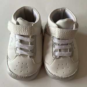 Fila Baby High Top Sneaker Crib Shoe White/Silver 9-12 Months